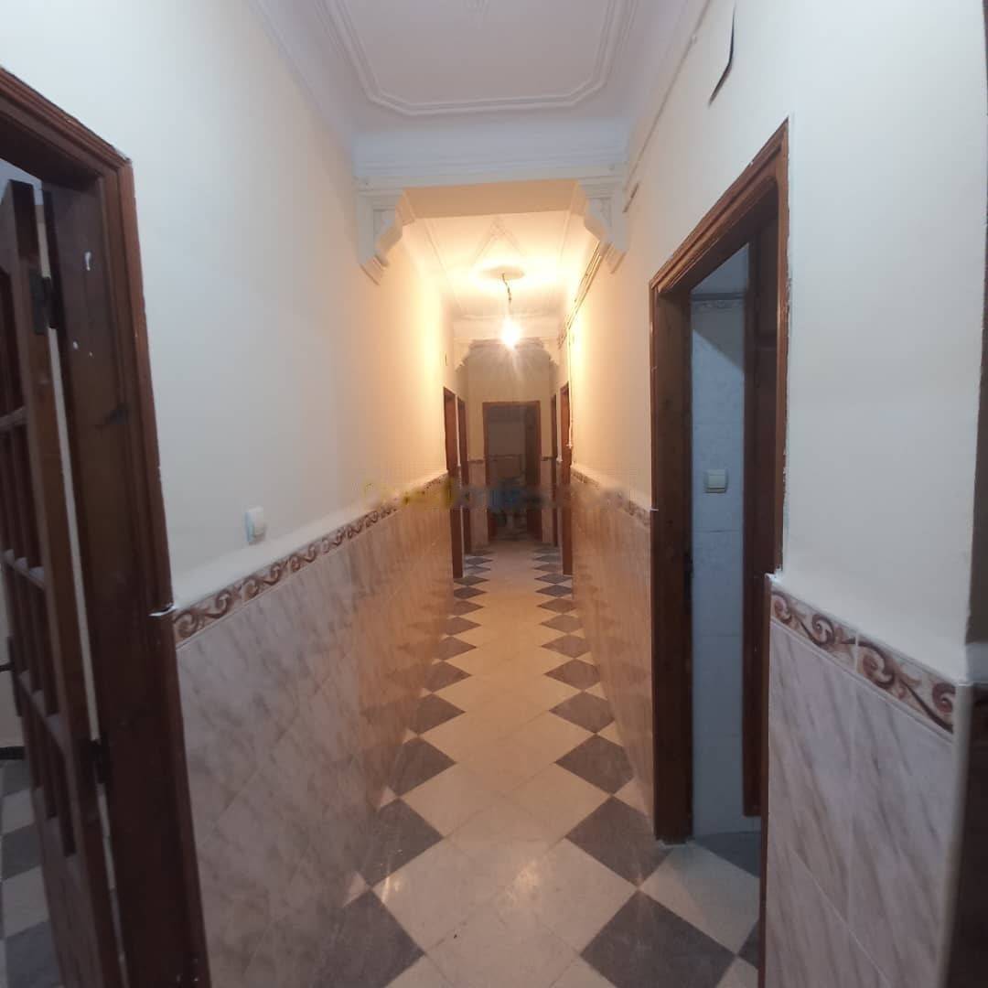 Location Niveau de villa F4 Bordj El Bahri