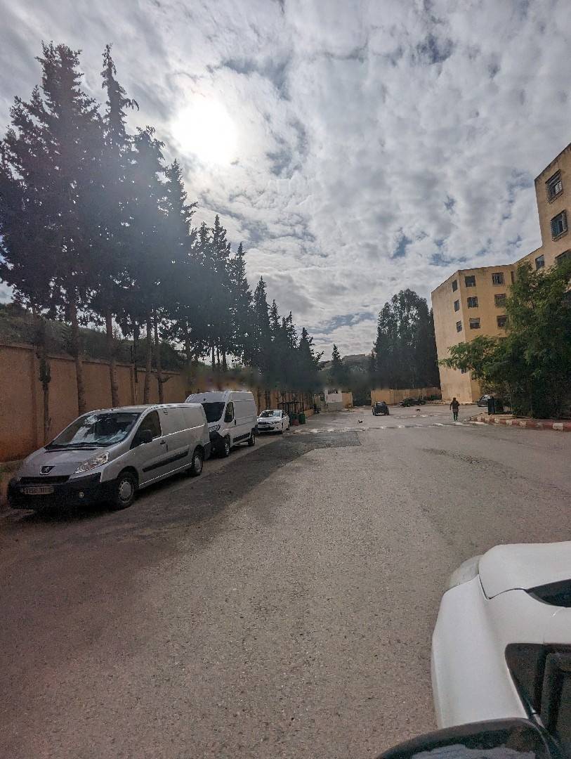 Location Appartement F4 Birkhadem