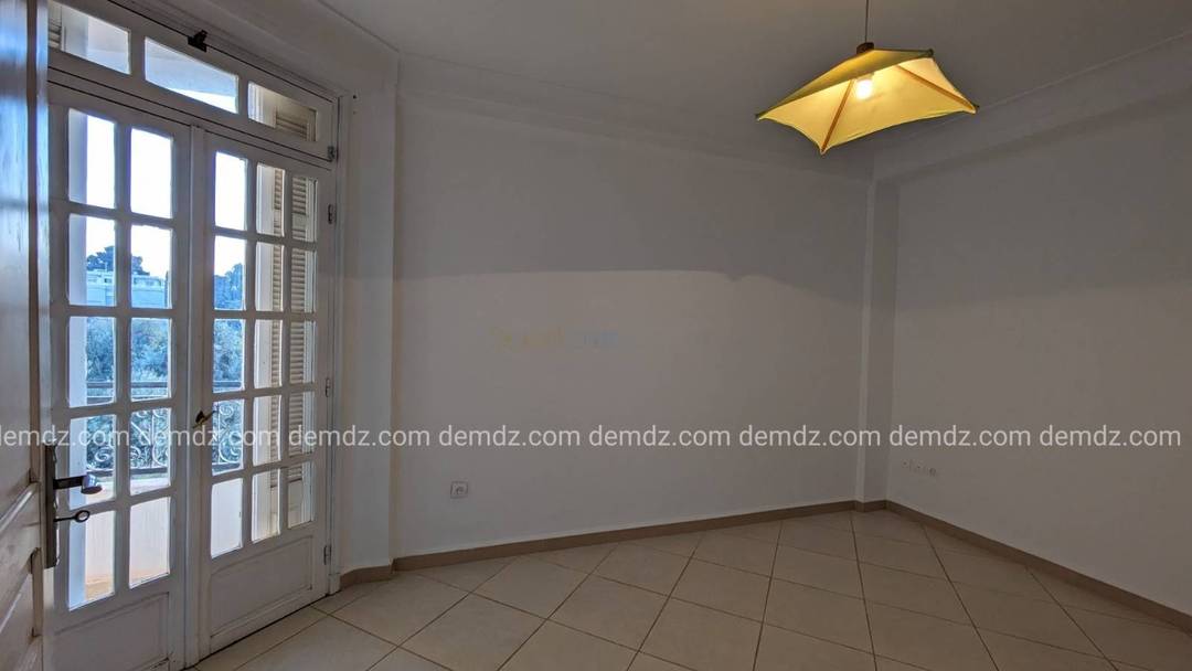 Location Appartement F4 Ben Aknoun