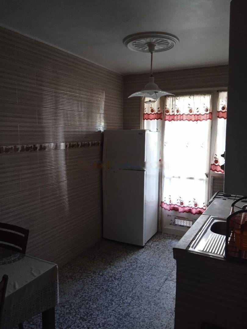 Location Appartement F3 Kouba