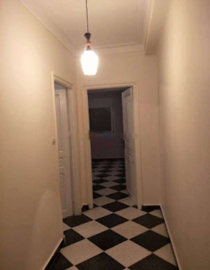 Location Niveau de villa F3 Ain Benian