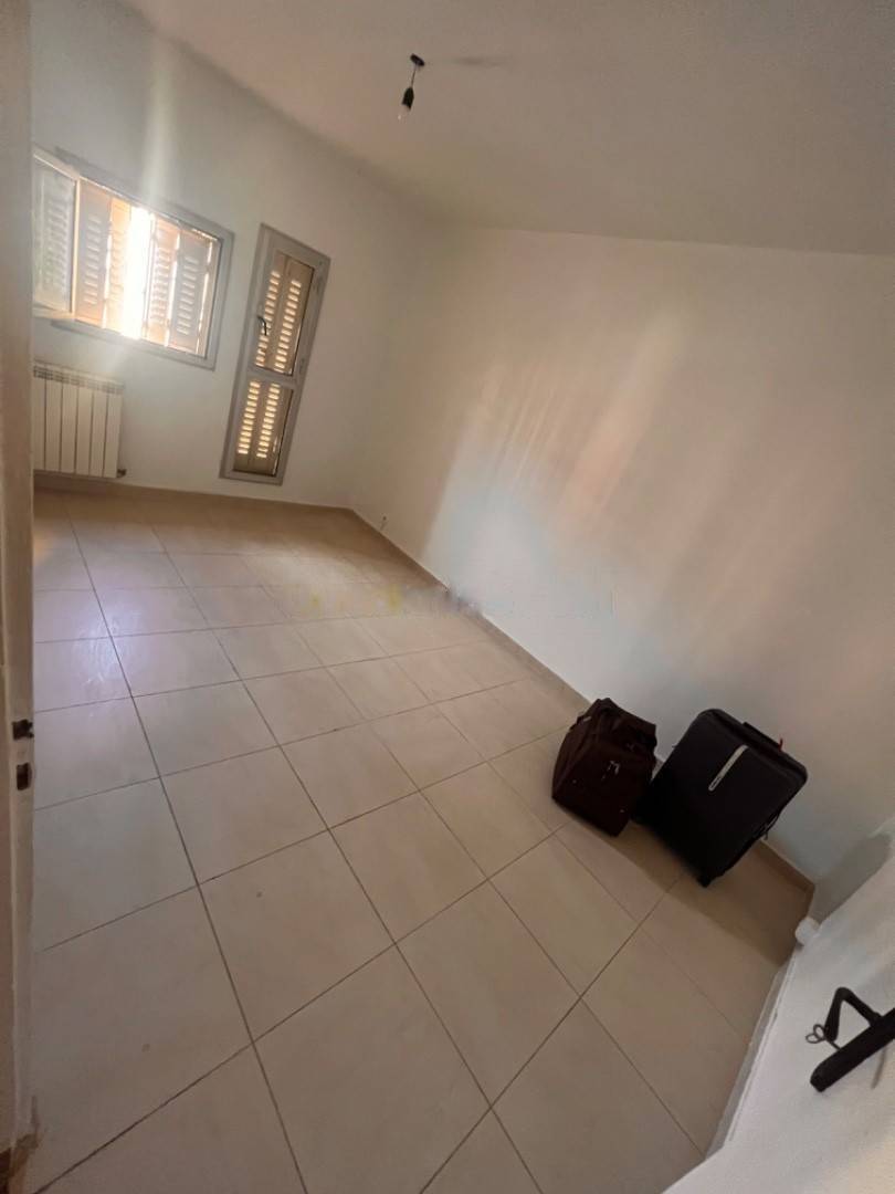 Location Appartement F3 Kouba