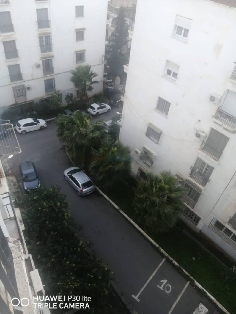 Location Appartement F4 Bir Mourad Rais