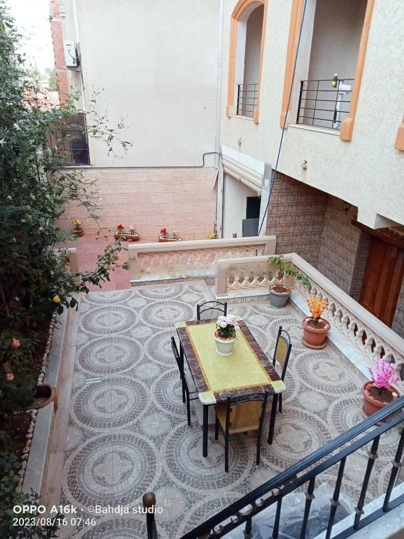 Vente Villa F12 Saoula