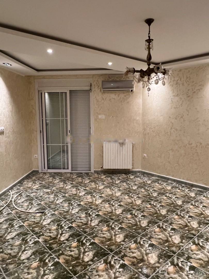 Location Appartement F4 Kouba