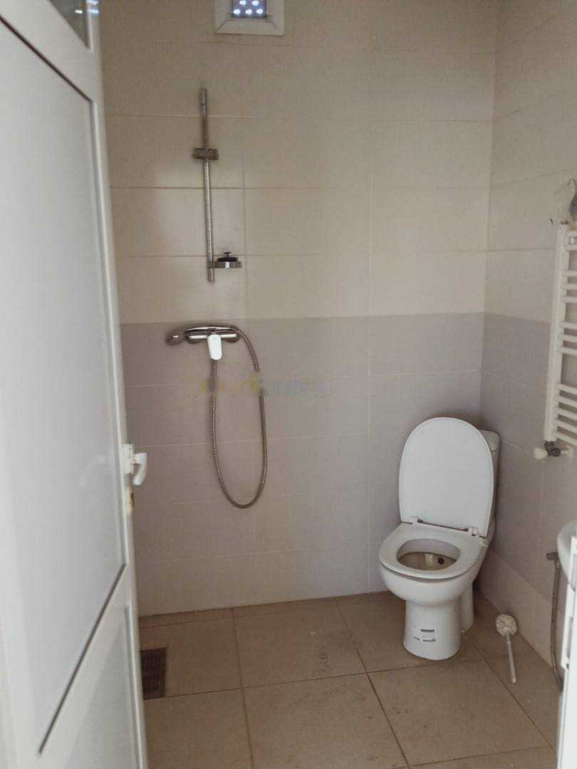 Location Appartement F3 Dar El Beida