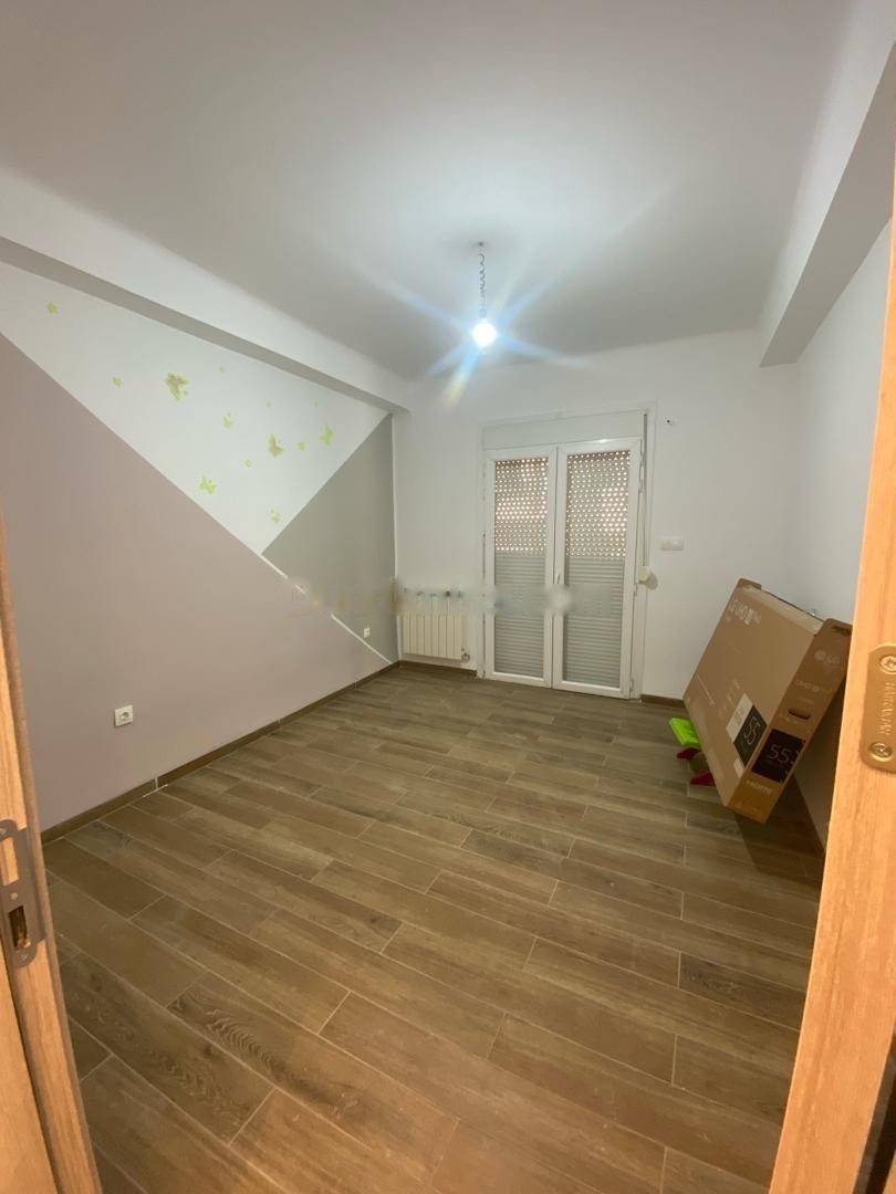 Location Appartement F4 Bir Mourad Rais