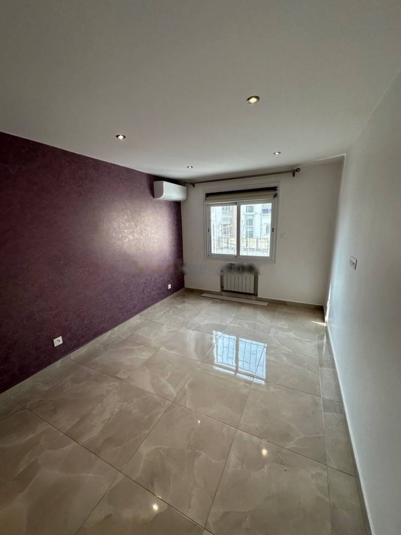 Vente Appartement F5 Bir Mourad Rais