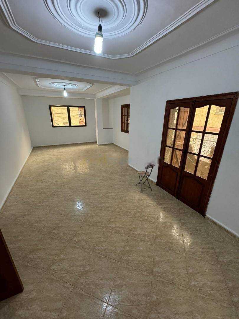 Location Appartement F4 Dar El Beida