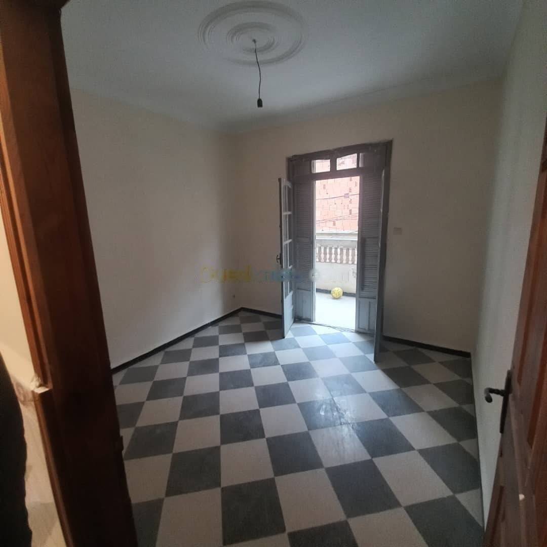 Location Niveau de villa F4 Bordj El Bahri
