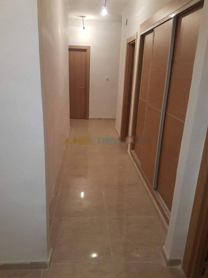 Location Appartement F5 Bordj El Bahri