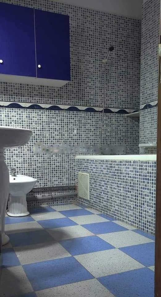 Location Niveau de villa F4 Djasr Kasentina