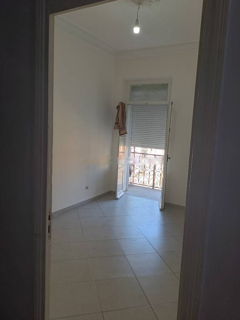 Vente Appartement F3 Sidi M'Hamed