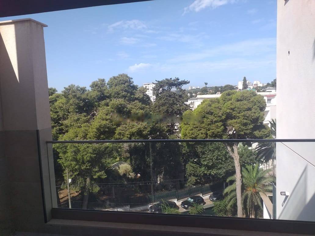 Location Appartement F4 Hydra