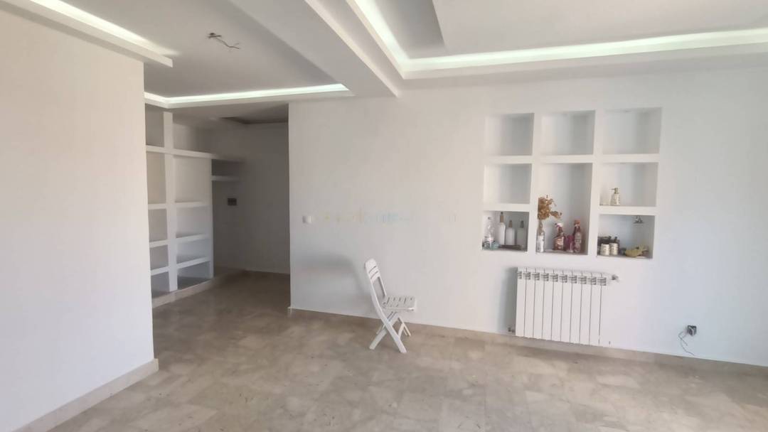 Location Appartement F4 Birkhadem