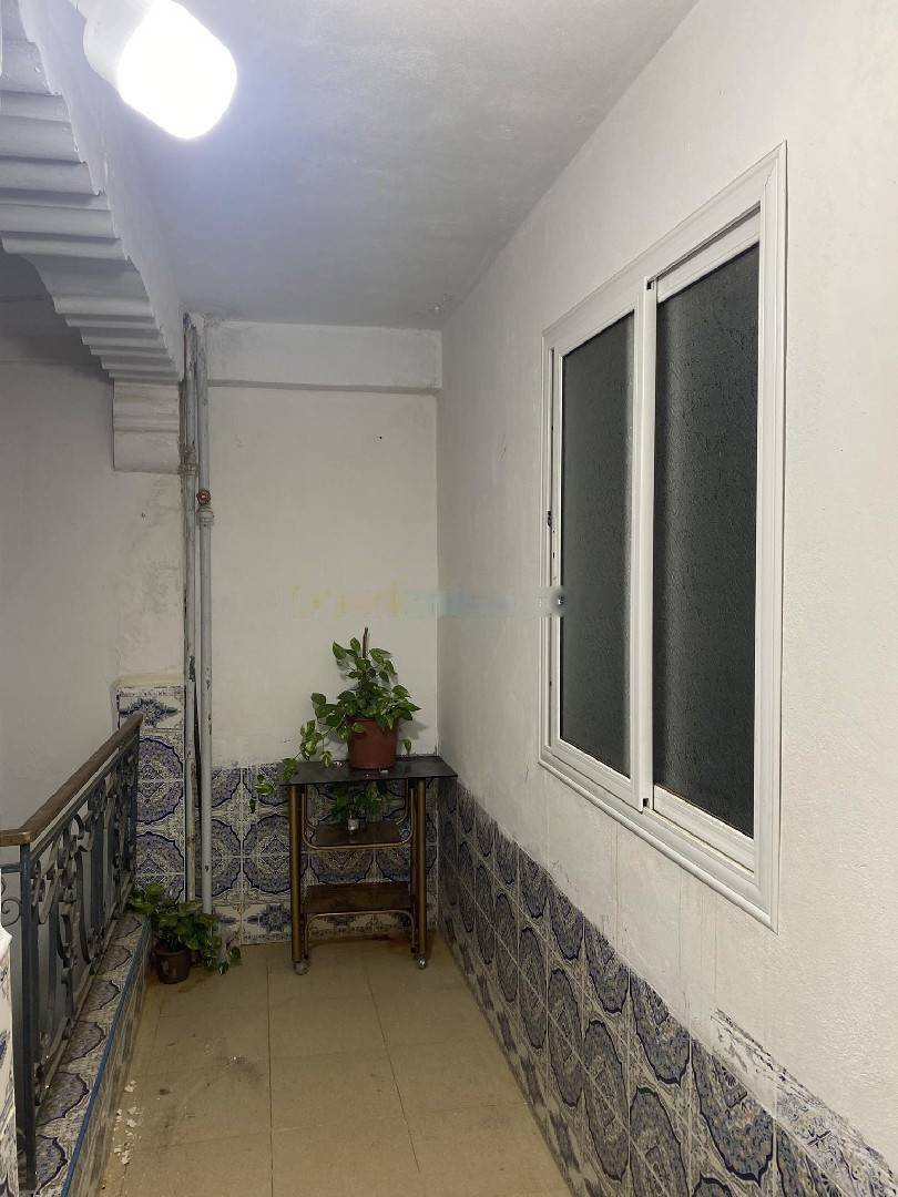 Location Niveau de villa F4 Cheraga