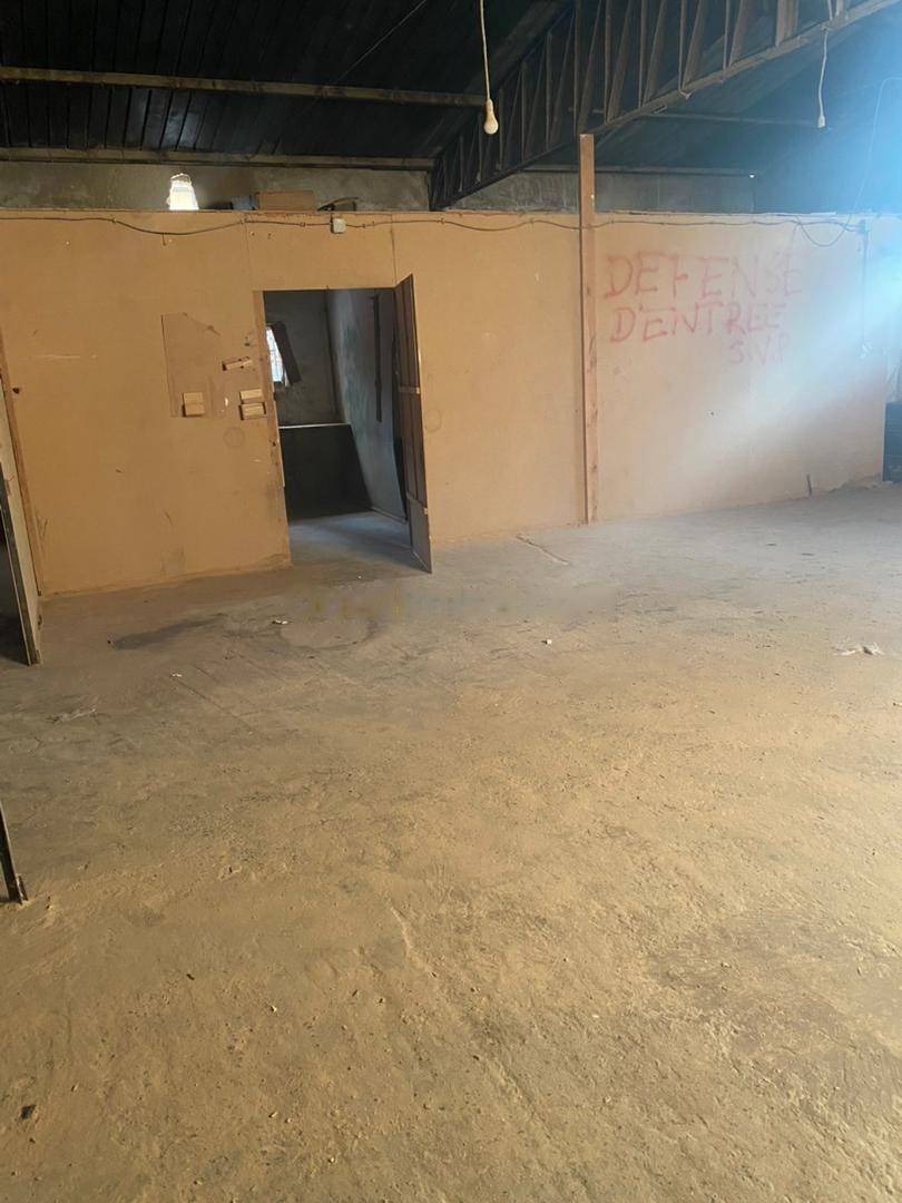 Location Hangar Souidania