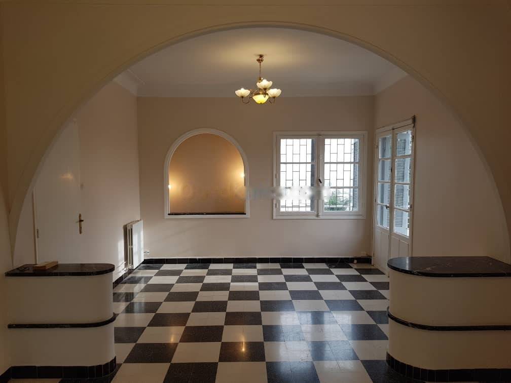 Location Appartement F5 Hydra