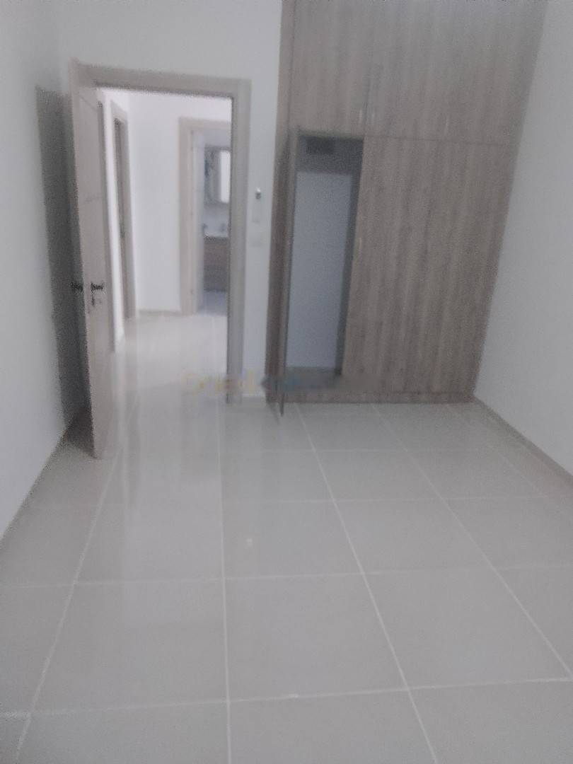 Location Appartement F5 Kouba