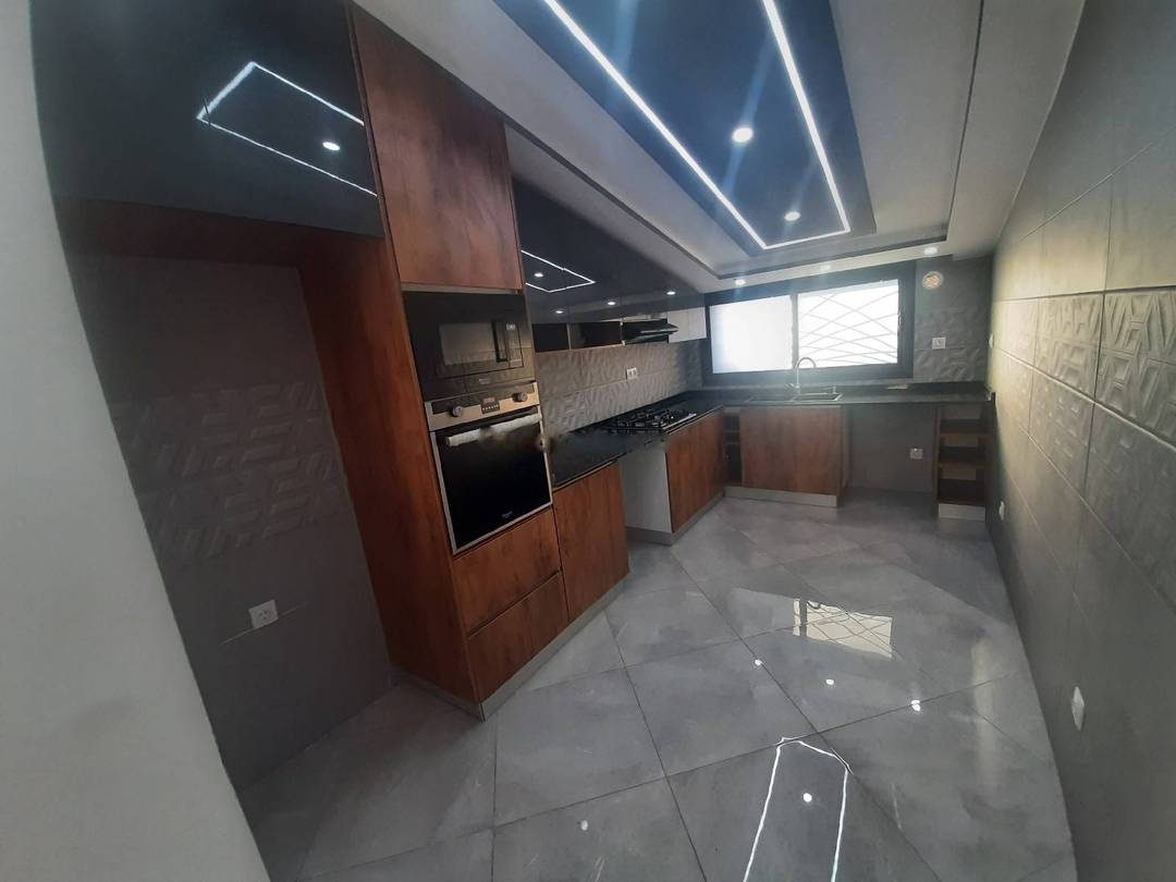 Location Appartement F4 El Achour