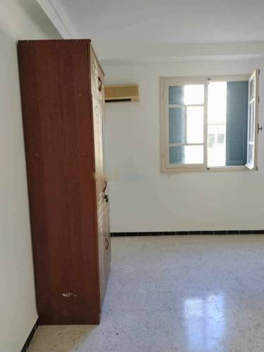 Location Appartement F4 Mohammadia