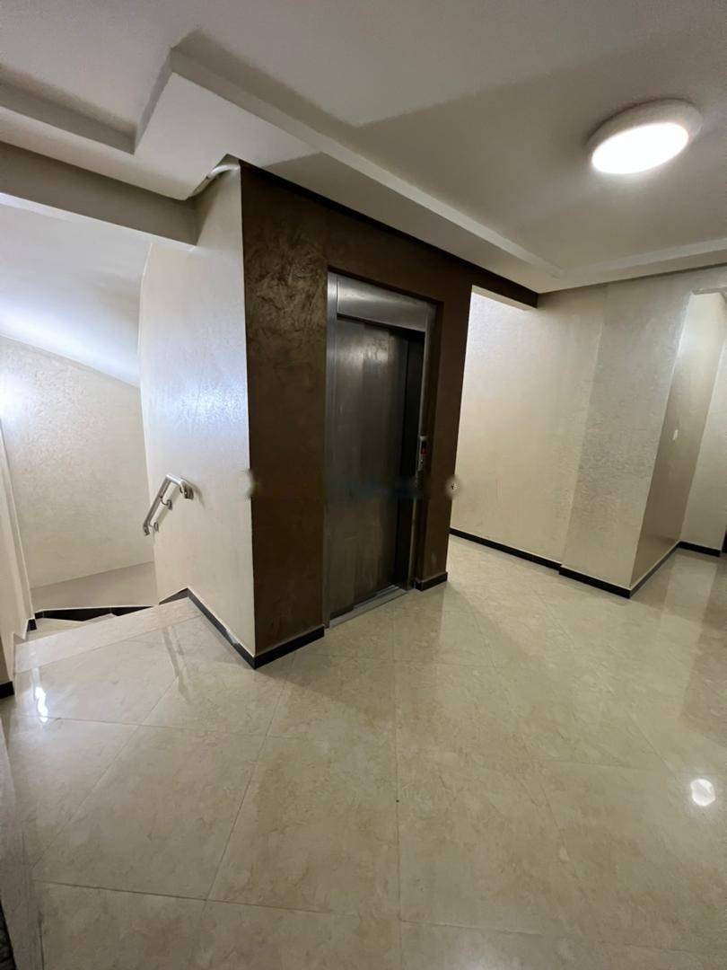 Location Appartement F4 El Achour