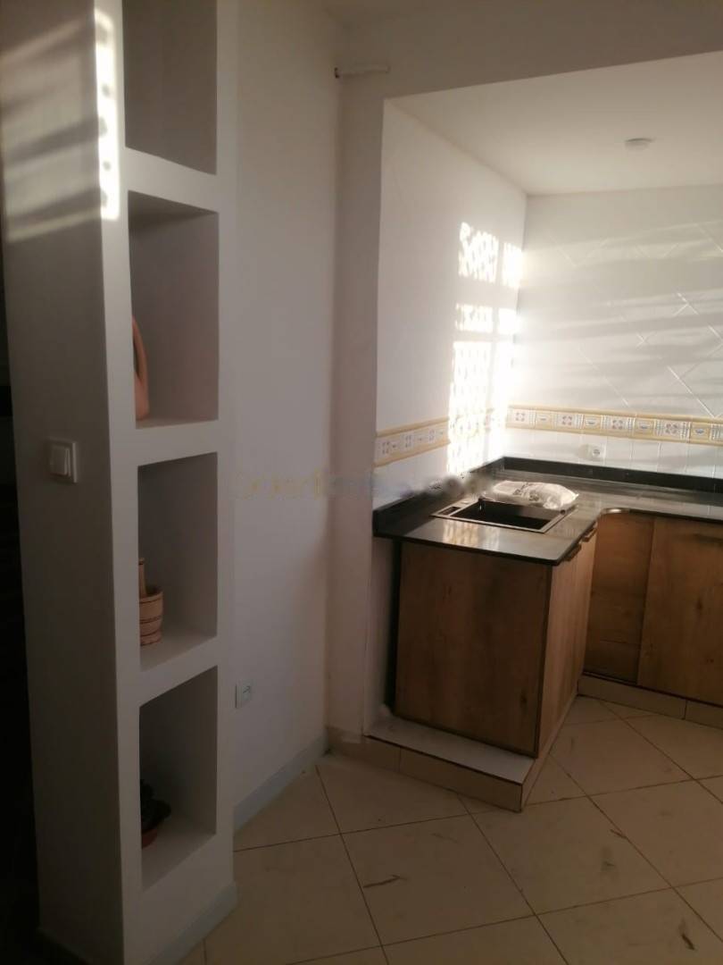 Location Appartement F4 Birkhadem