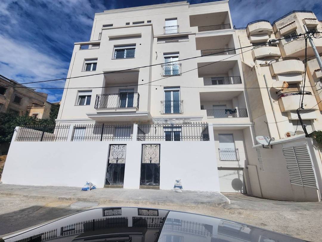 Vente Appartement F5 Bouzareah