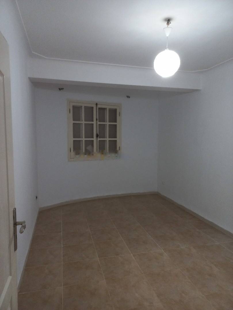 Location Appartement F3 Dely Ibrahim