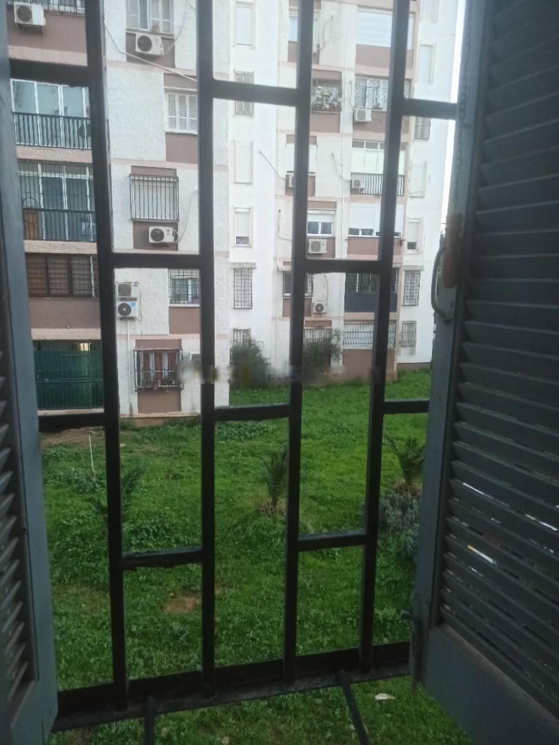 Location Appartement F4 Kouba