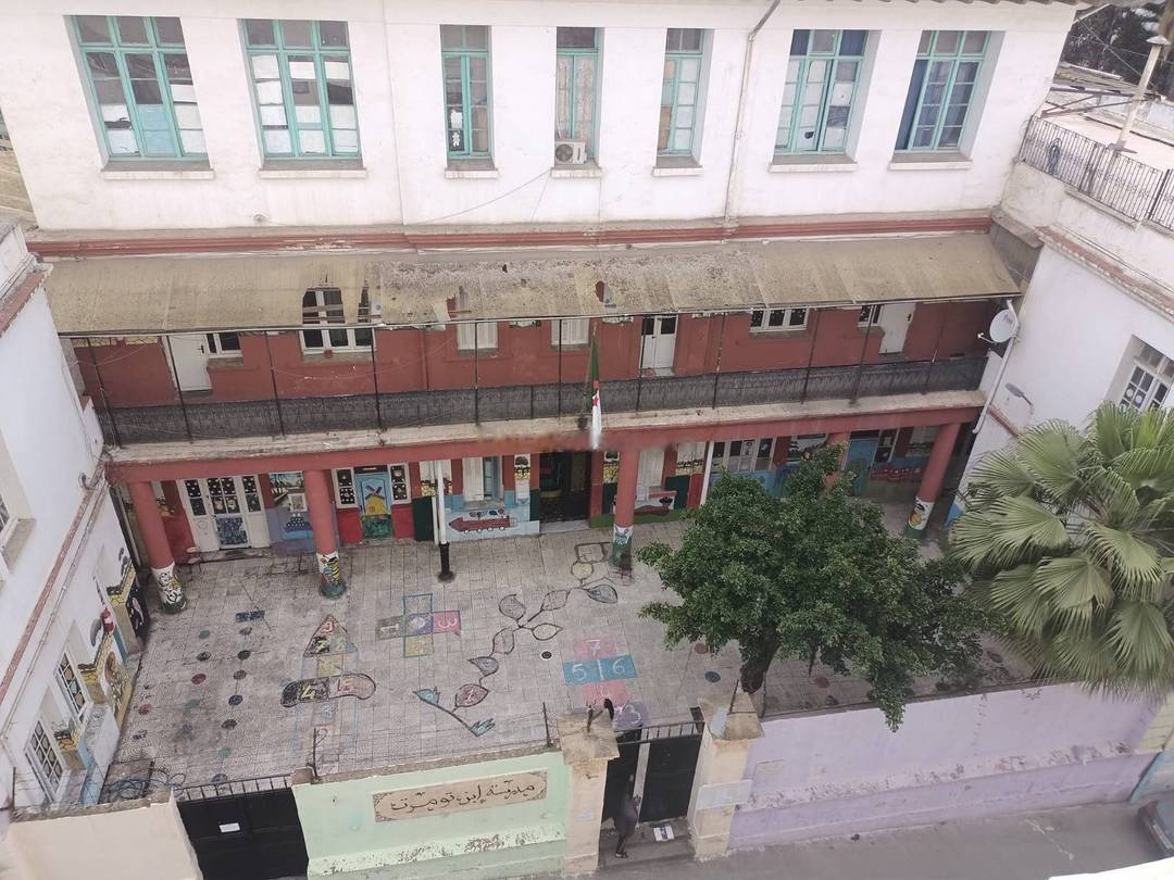 Location Appartement F5 Sidi M'Hamed