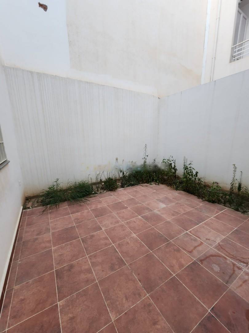 Location Appartement F4 Birkhadem