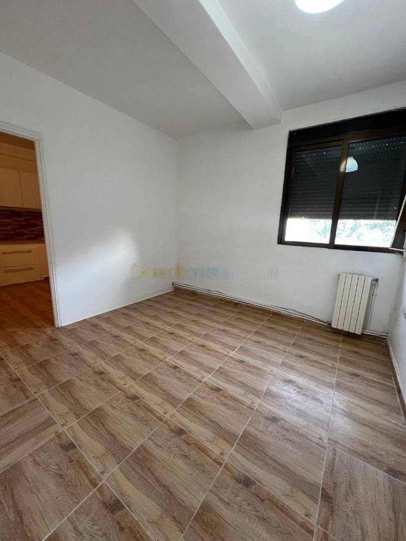 Location Appartement F5 Hydra