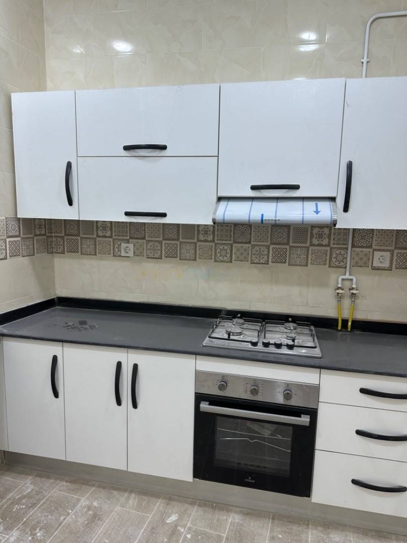 Location Appartement F3 Staoueli