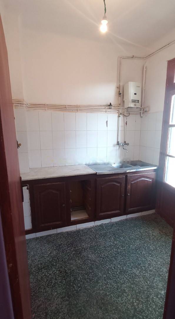 Location Appartement F3 Hussein Dey