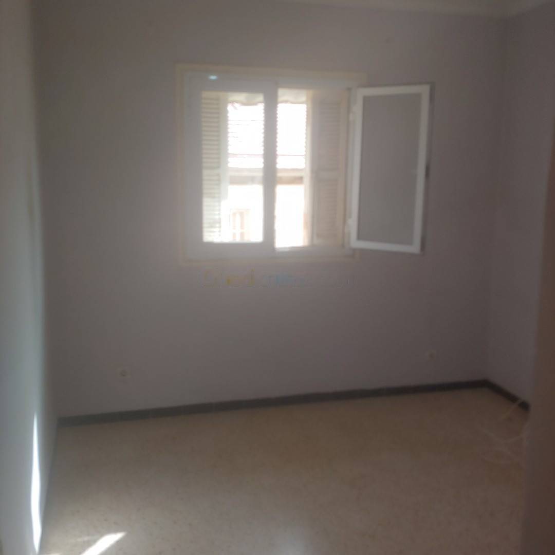 Location Appartement F4 Douera