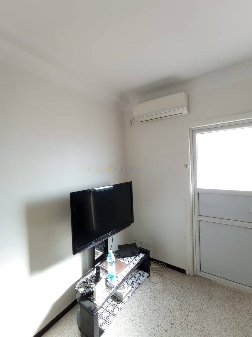 Location Appartement F3 Bab Ezzouar