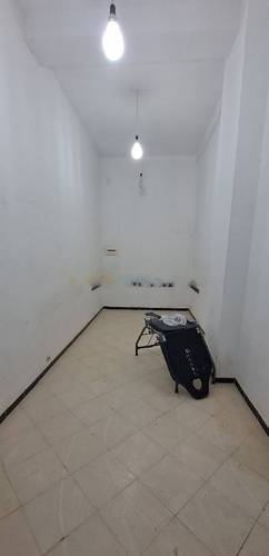 Location Local El Achour