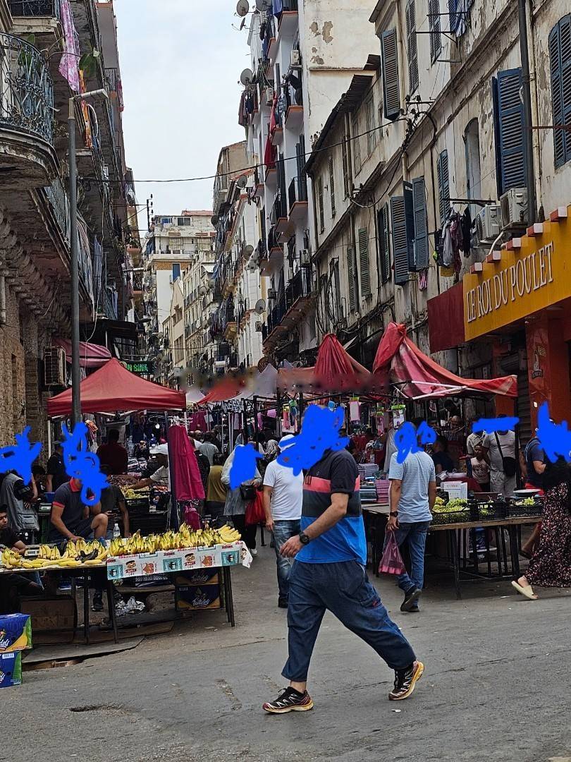 Location Local F1 Bab El Oued