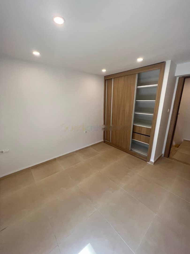 Location Appartement F4 El Achour