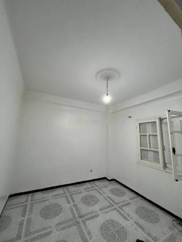 Location Appartement F2 El Achour