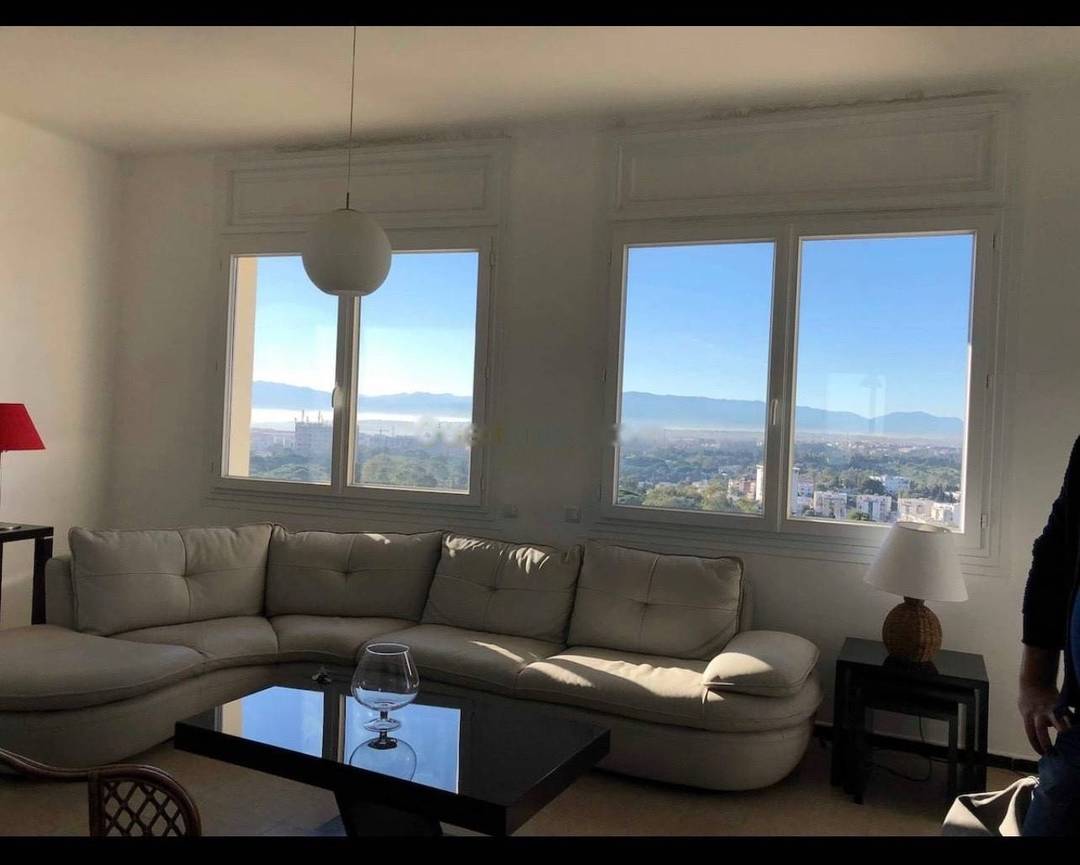 Location Appartement F4 Hydra