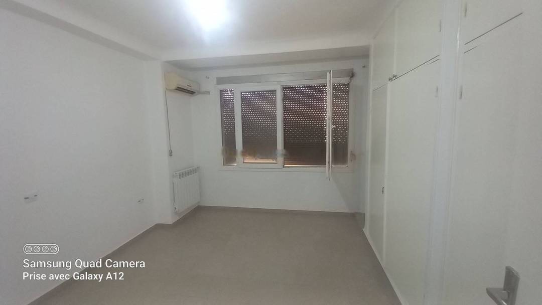 Location Appartement F5 Hydra