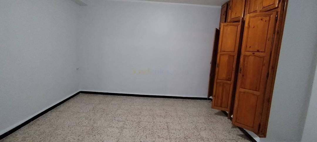 Location Niveau de villa F3 Dely Ibrahim