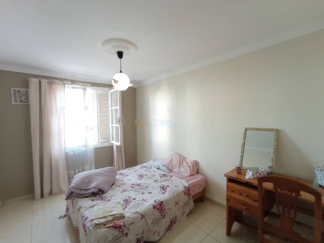 Location Appartement F5 Bab Ezzouar