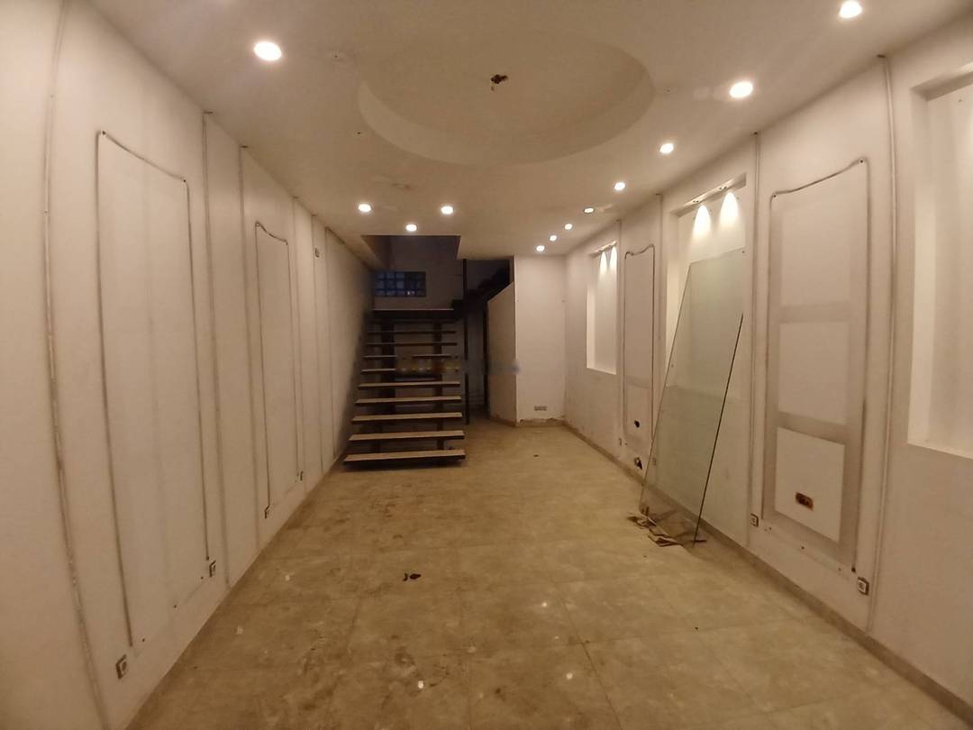 Location Local Dely Ibrahim