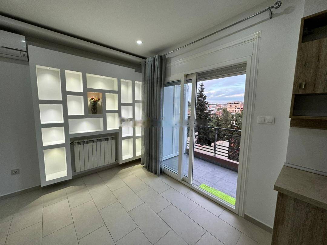 Location Appartement F4 Hydra