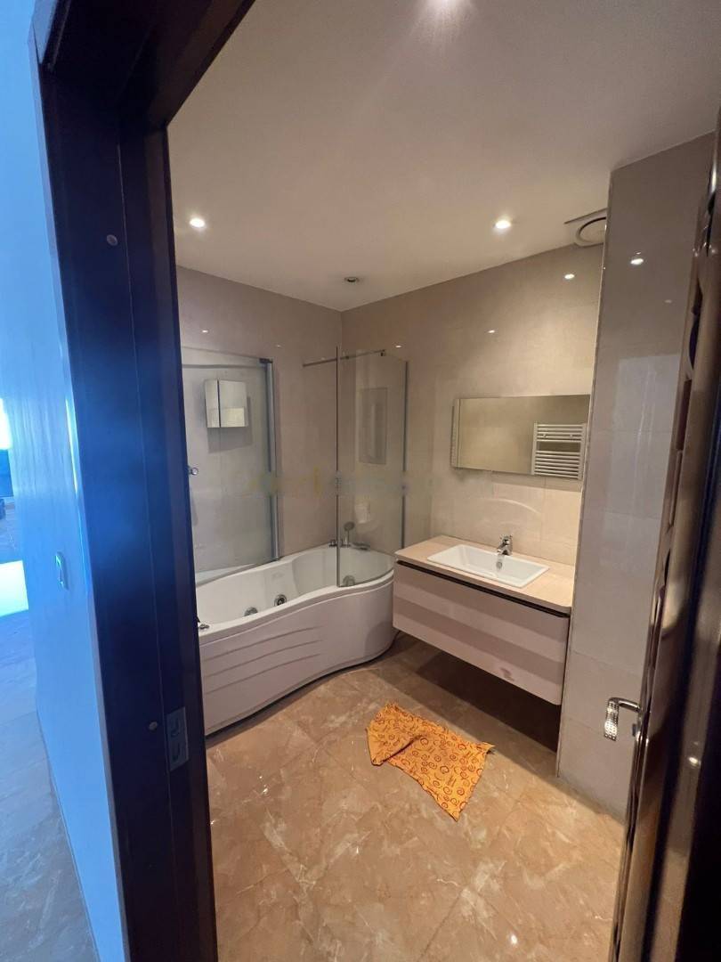 Location Appartement F5 Bir Mourad Rais