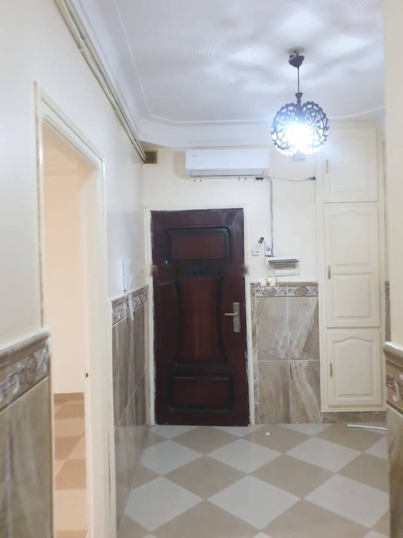 Location Appartement F4 Bordj El Bahri