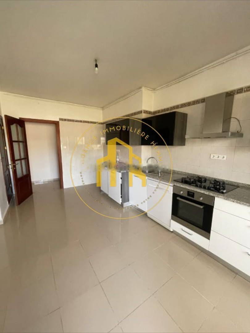 Location Appartement F5 El Achour